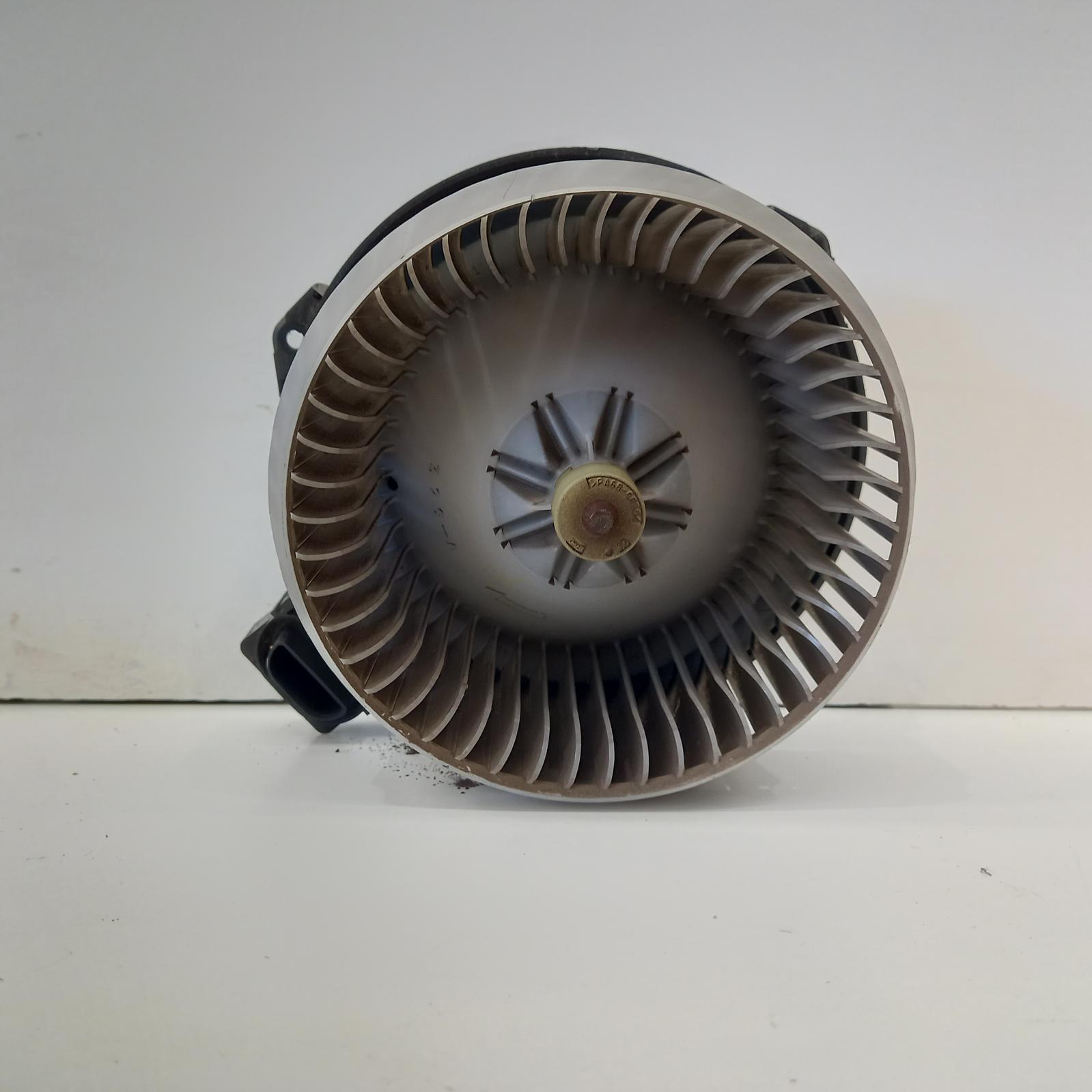 View Auto part Heater Fan Motor Toyota Rav4 2007