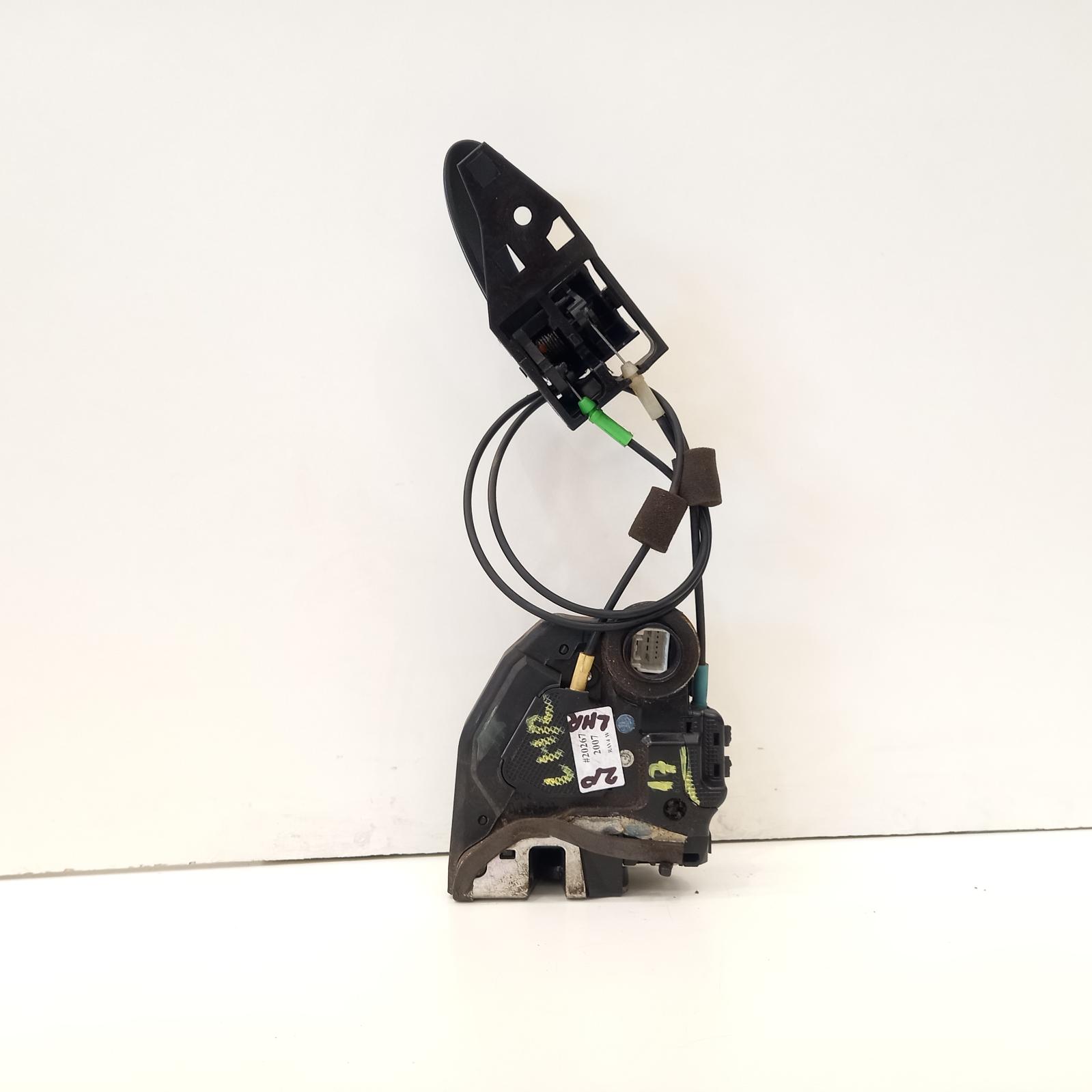 View Auto part Door/Boot/Gate Lock Toyota Rav4 2007