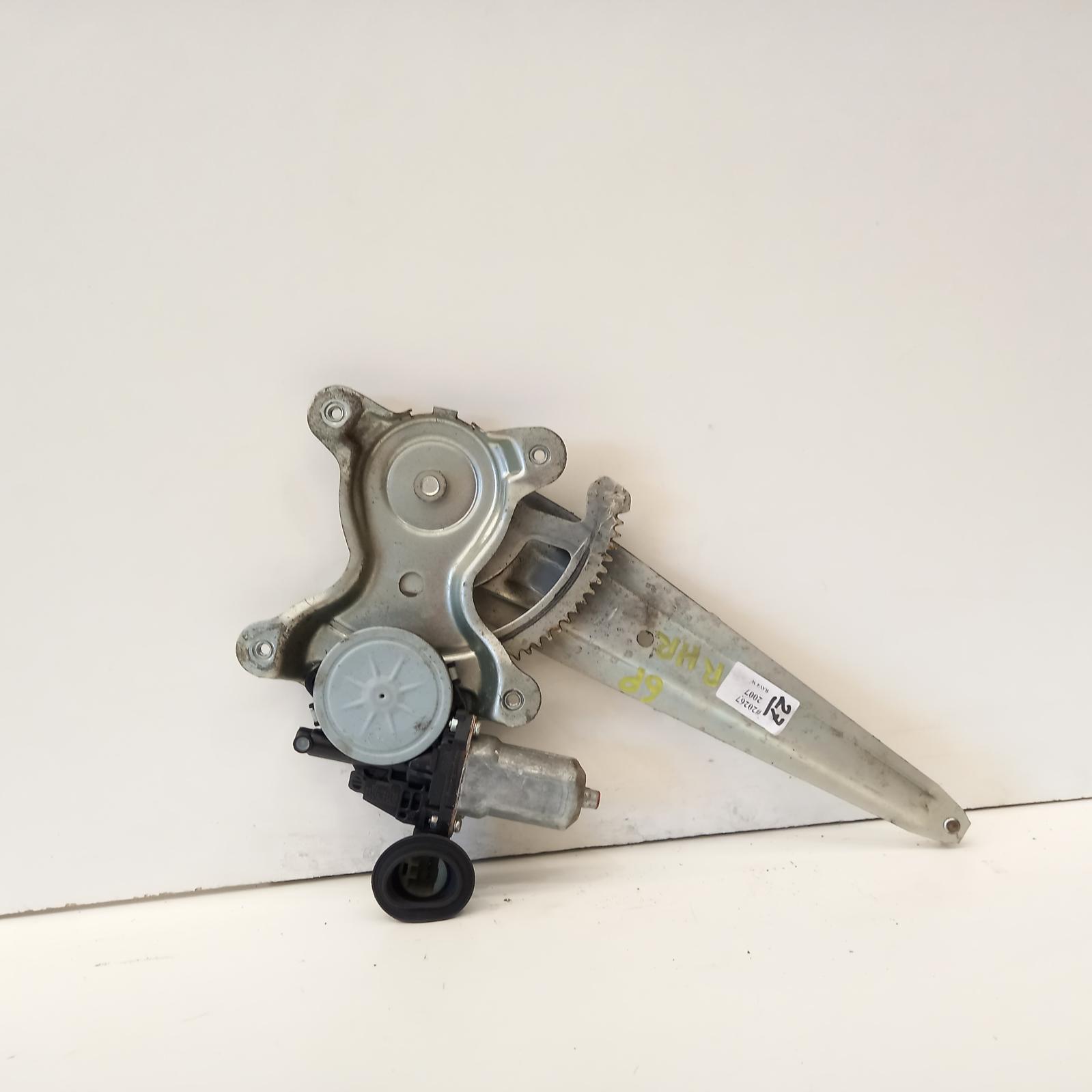 View Auto part Right Rear Wnd Reg/Motor Toyota Rav4 2007