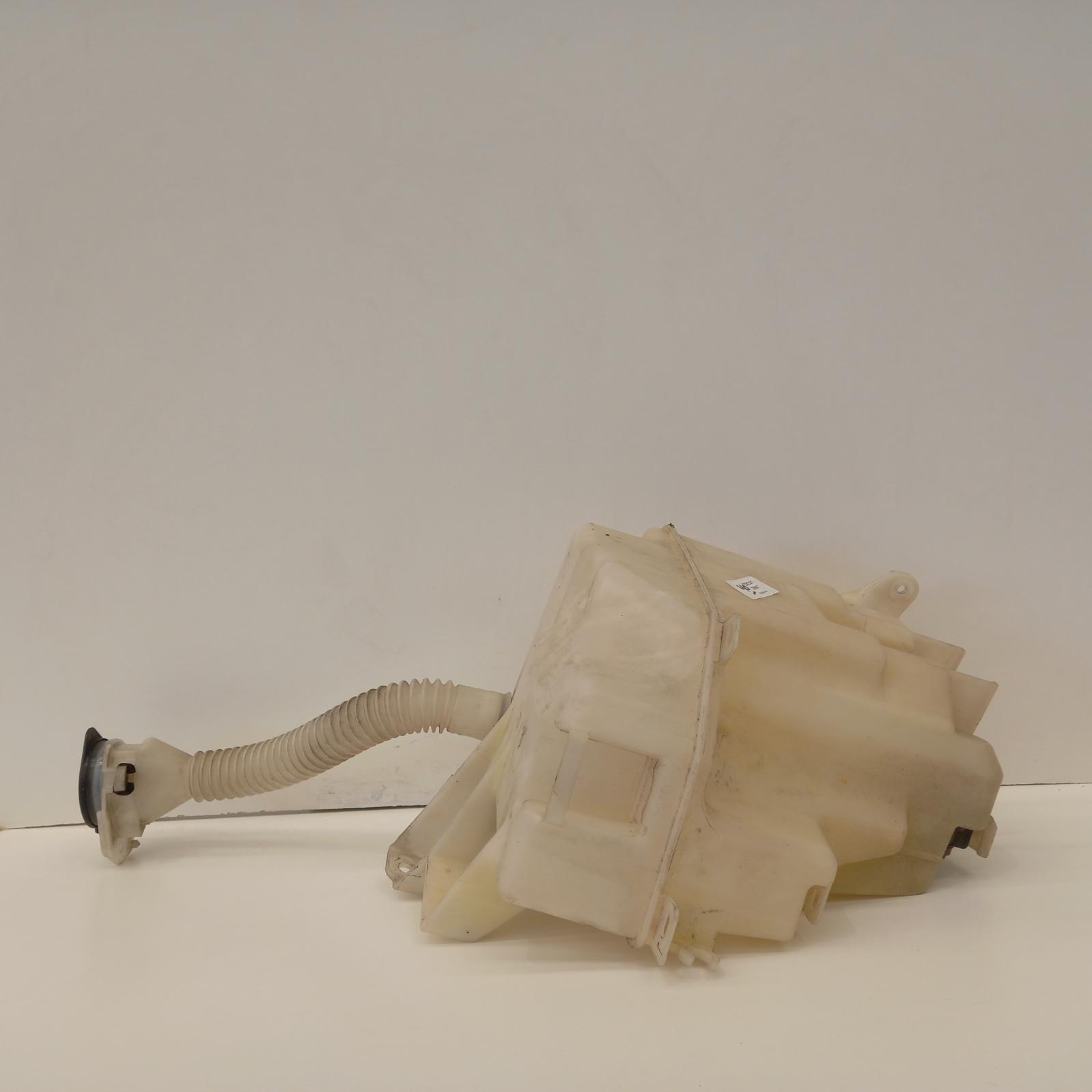 View Auto part Washer Bottle Toyota Rav4 2007