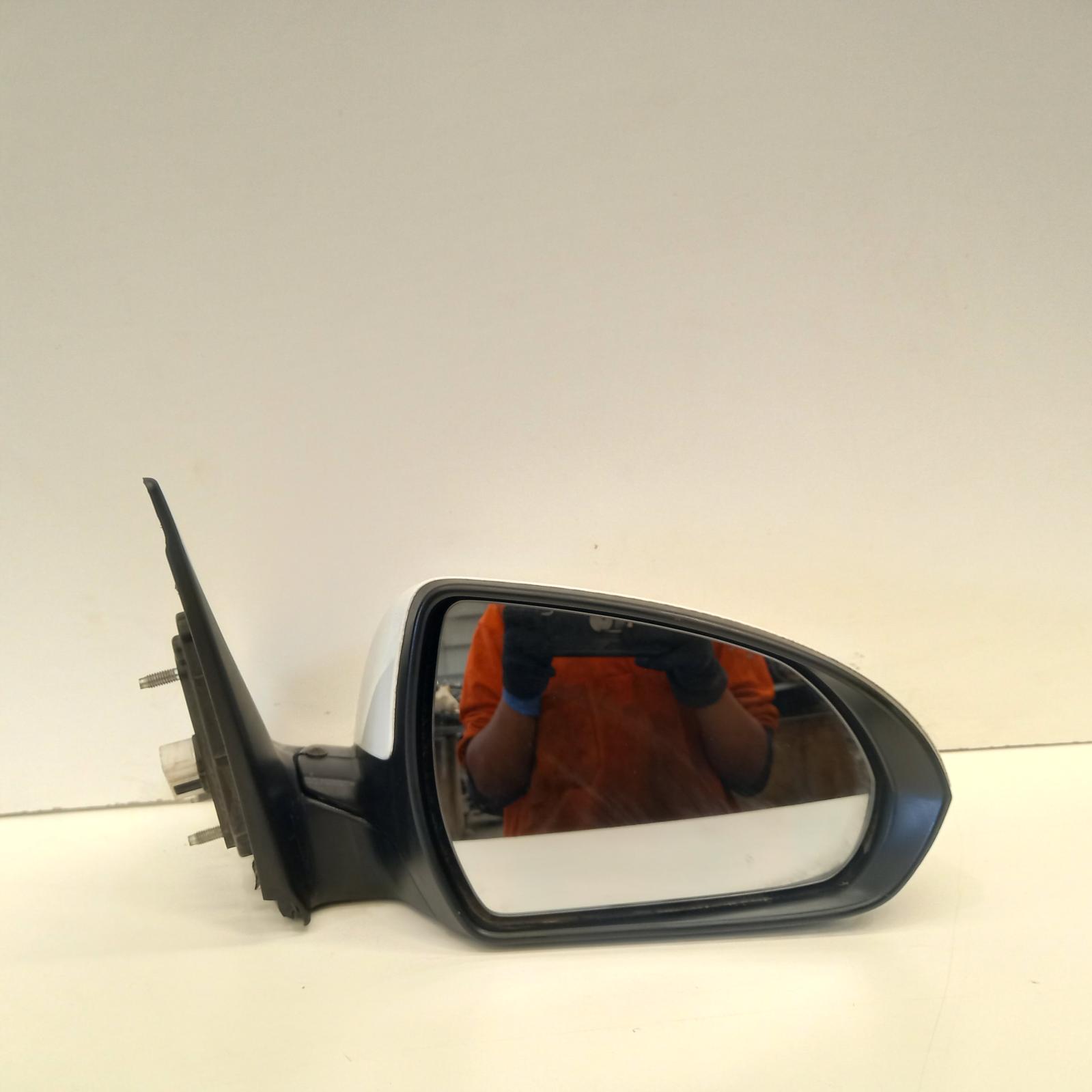 View Auto part Right Door Mirror Hyundai Elantra 2017