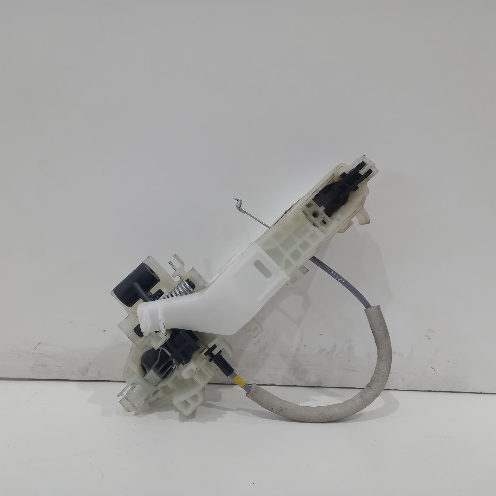 View Auto part Door Handle Hyundai Elantra 2017