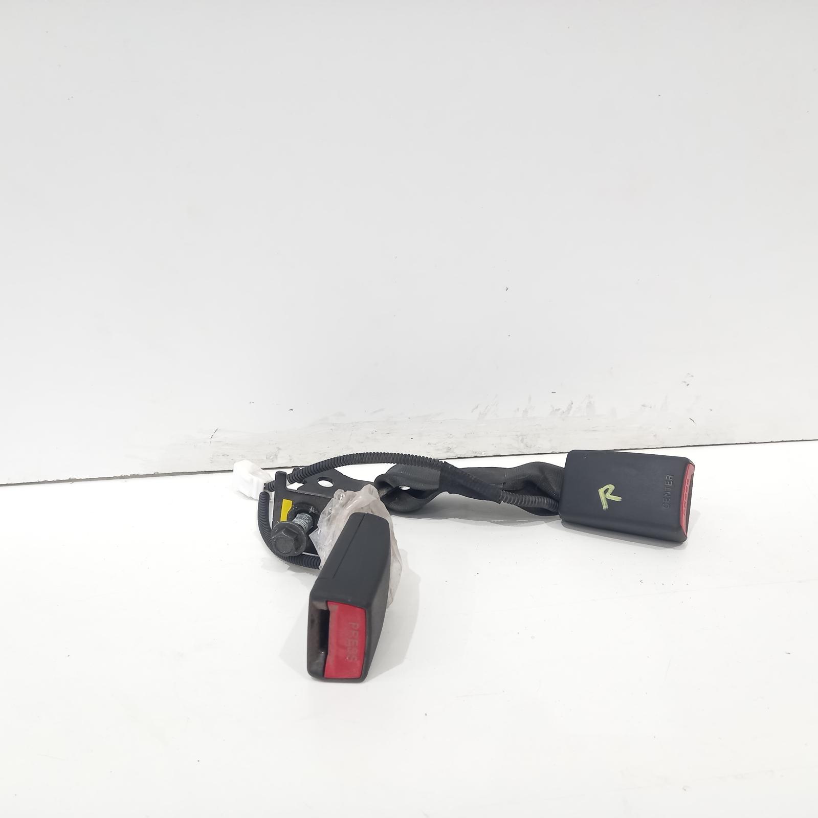 View Auto part Seatbelt/Stalk Hyundai Elantra 2017