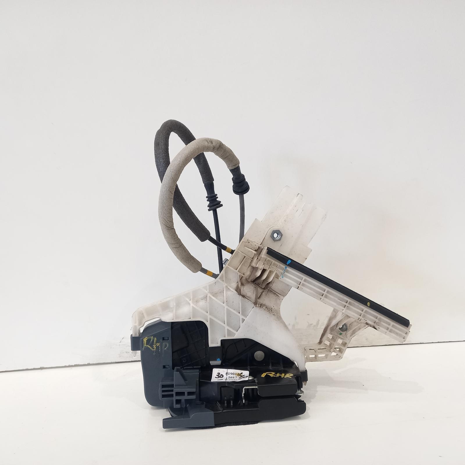 View Auto part Door/Boot/Gate Lock Hyundai Elantra 2017