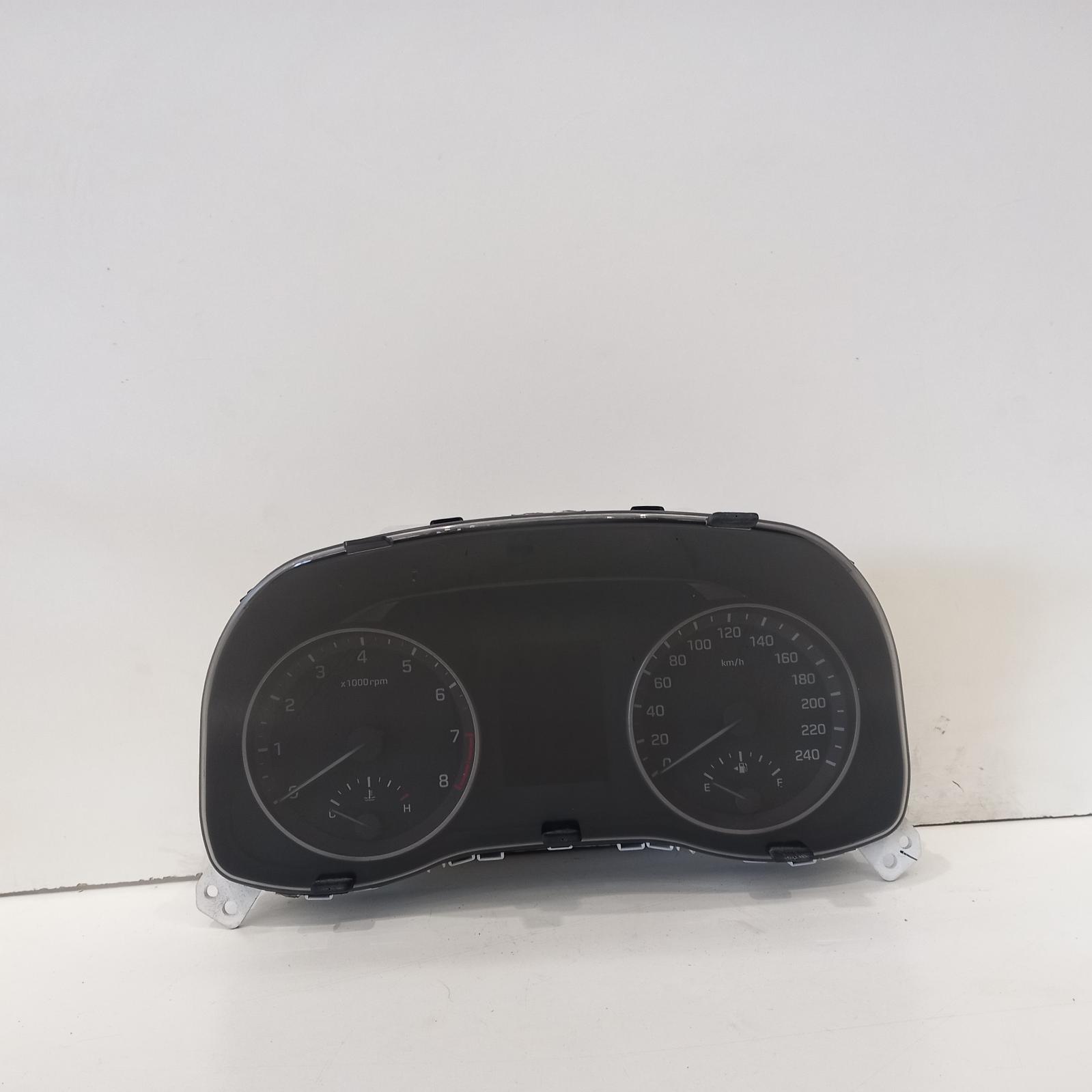 View Auto part Instrument Cluster Hyundai Elantra 2017