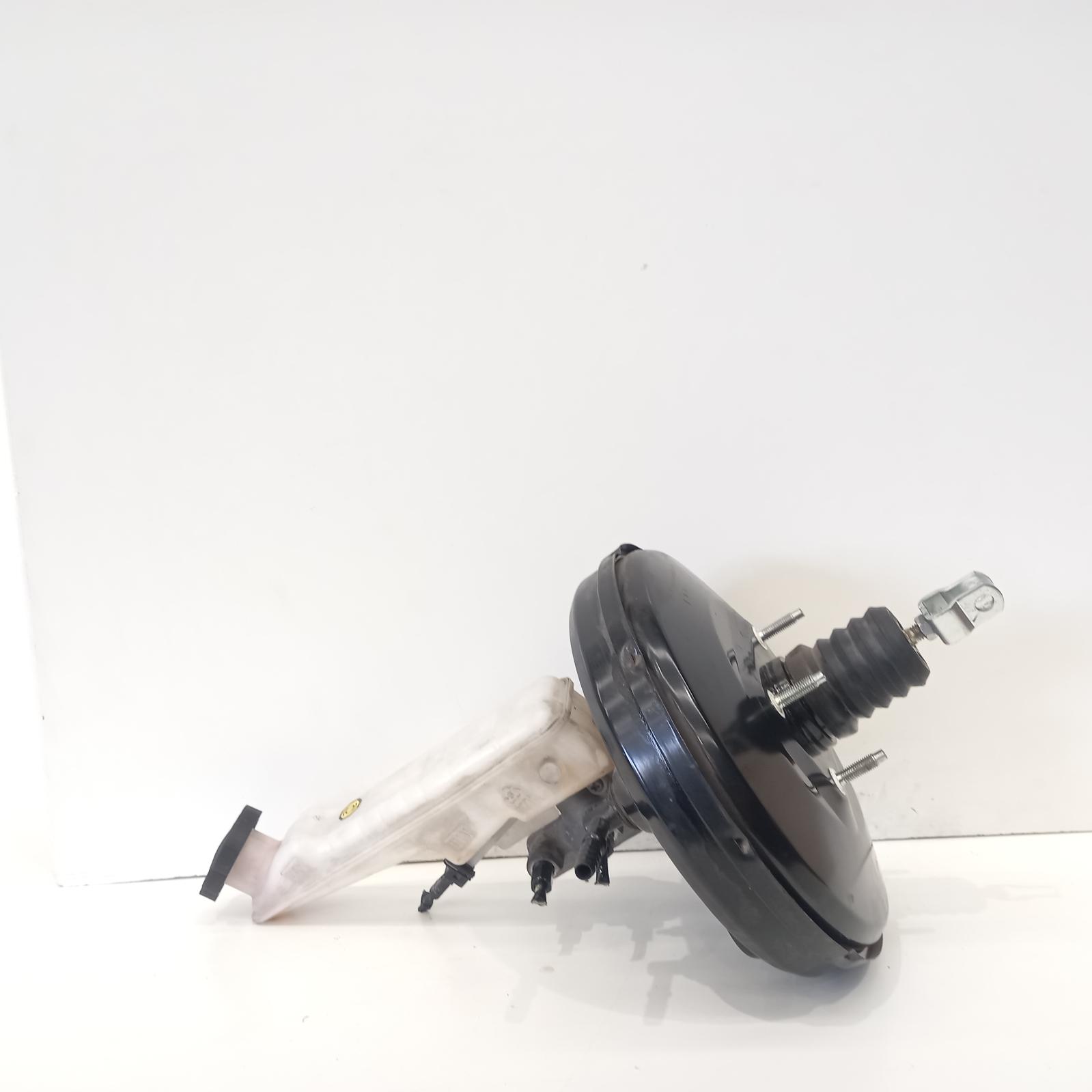 View Auto part Brake Booster Hyundai Elantra 2017