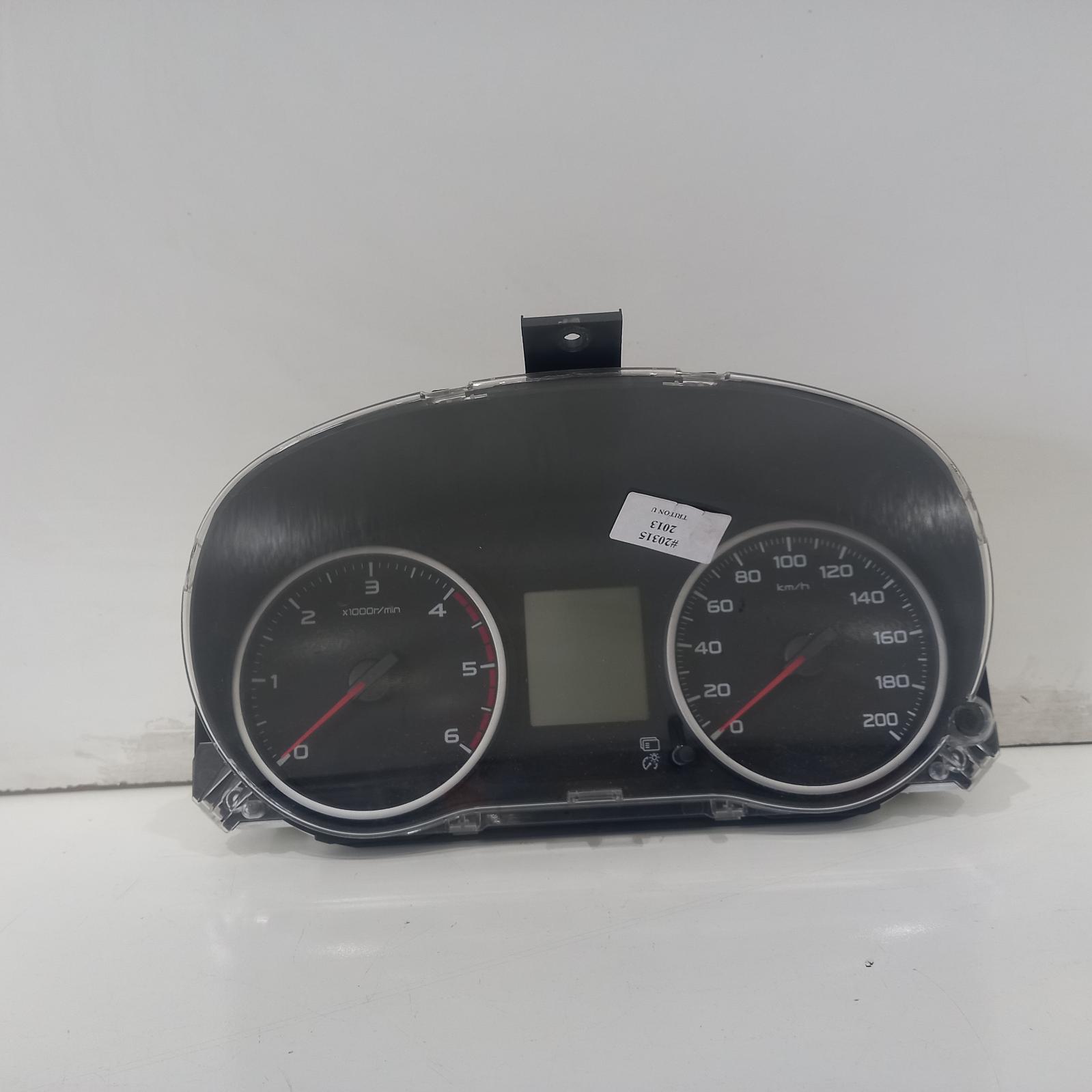 View Auto part Instrument Cluster Mitsubishi Triton 2015