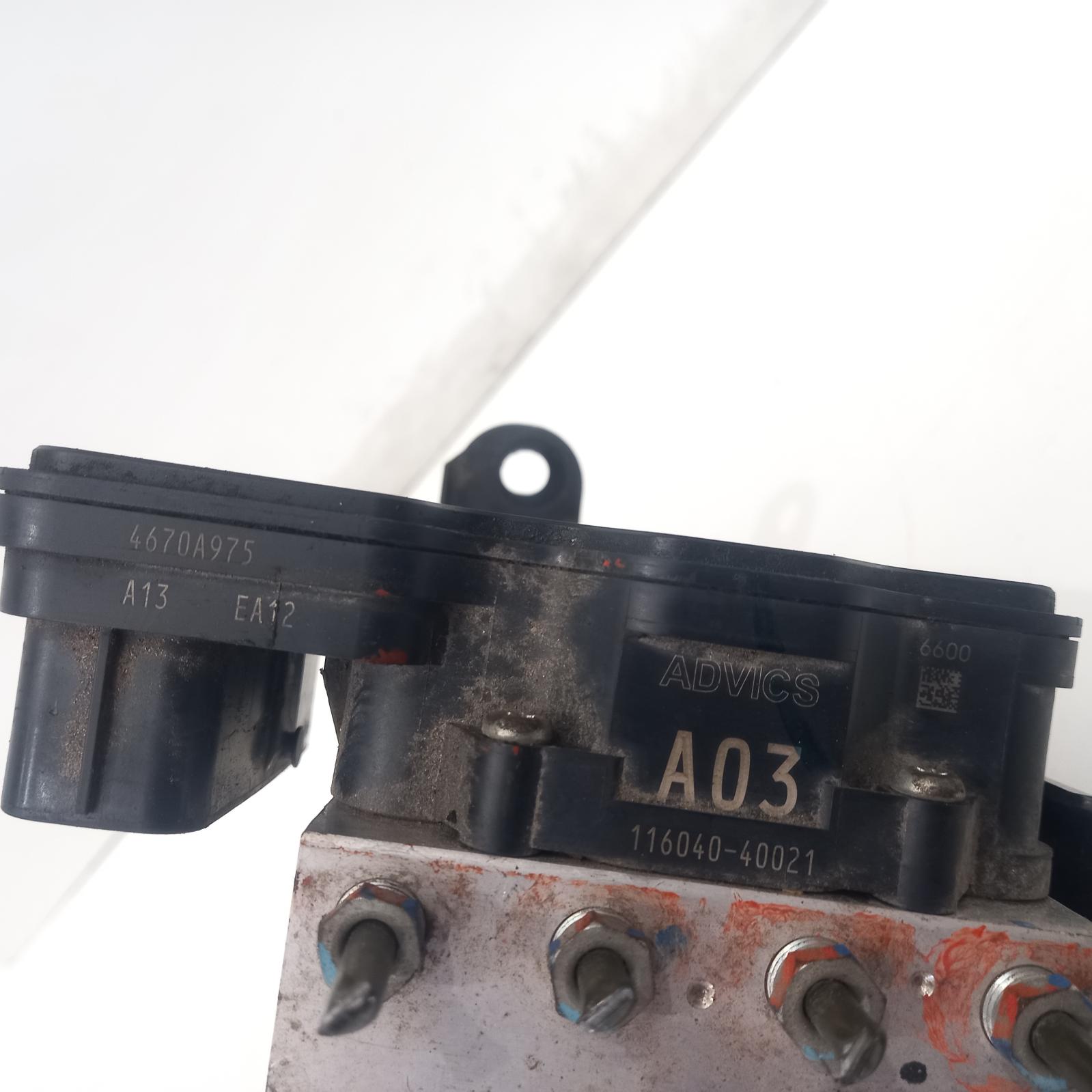 View Auto part Abs Pump/Modulator Mitsubishi Triton 2015