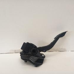 View Auto part Pedal Assembly Mitsubishi Triton 2015