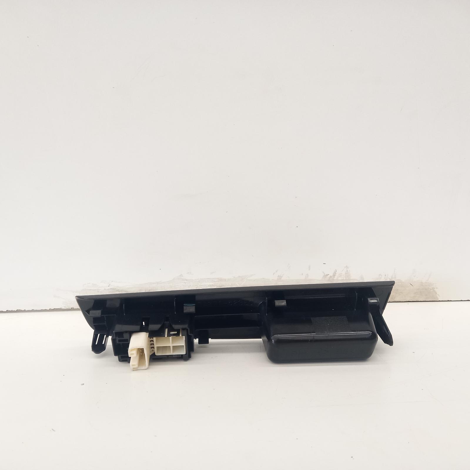 View Auto part Pwr Dr Wind Switch Toyota Yaris 2015