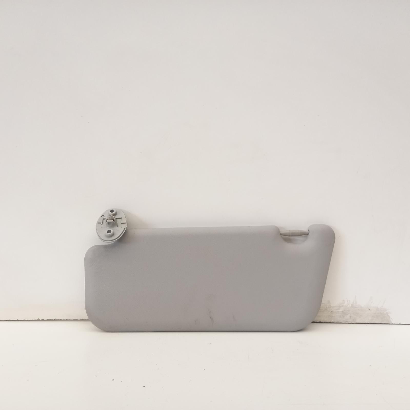 2015 Toyota Yaris Sunvisor View Auto part Sunvisor Toyota Yaris 2015
