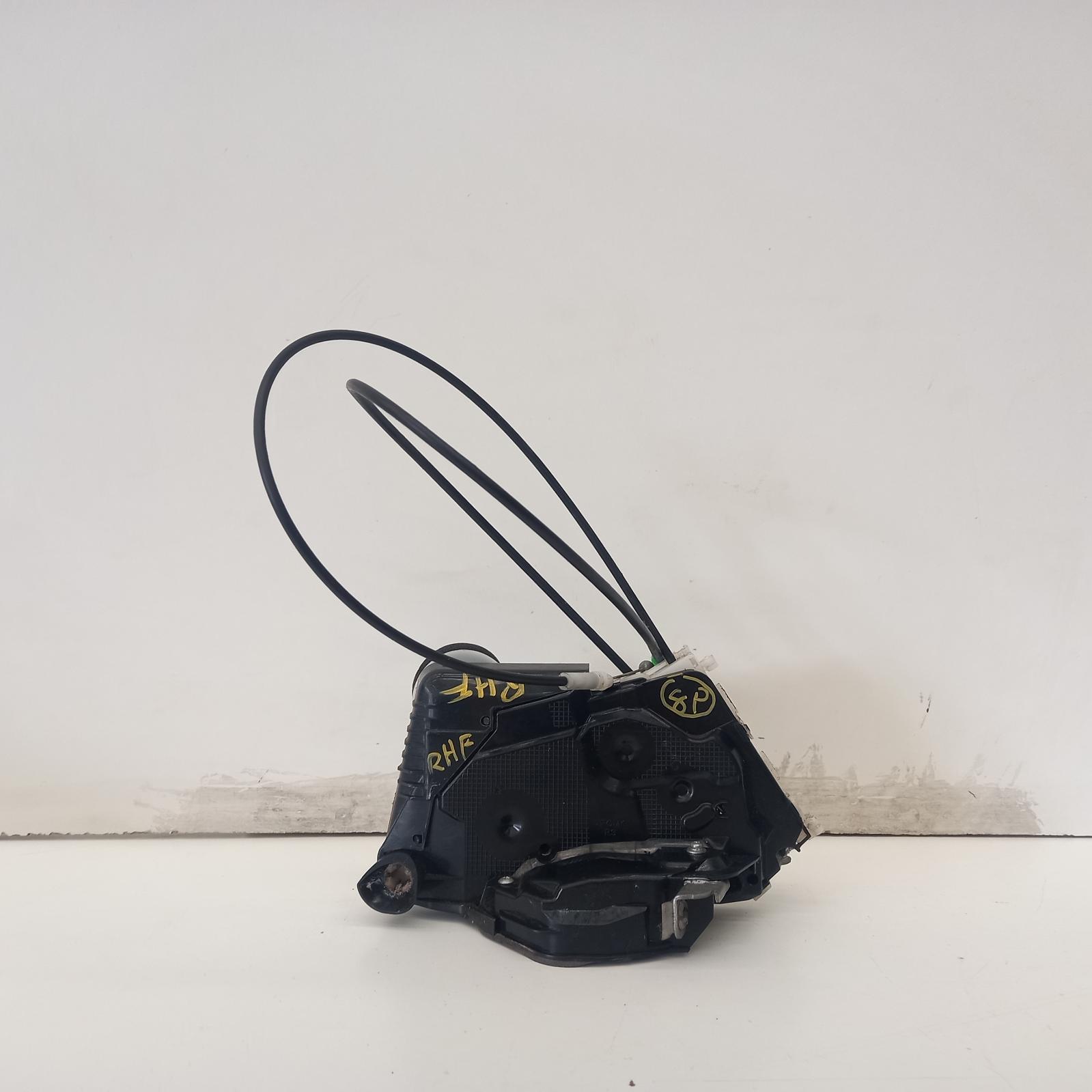 2015 Toyota Yaris Door/Boot/Gate Lock View Auto part Door/Boot/Gate Lock Toyota Yaris 2015