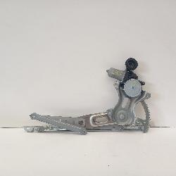 View Auto part Left Front Window Reg/Motor Toyota Yaris 2015