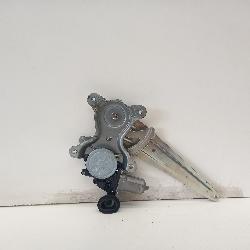 View Auto part Right Rear Wnd Reg/Motor Toyota Yaris 2015