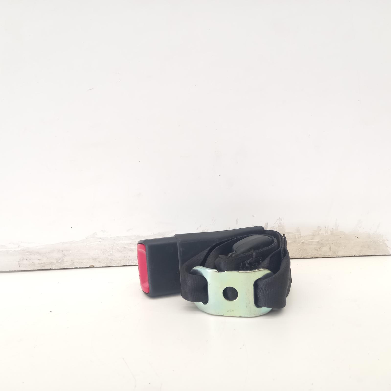 2015 Toyota Yaris Seatbelt/Stalk View Auto part Seatbelt/Stalk Toyota Yaris 2015