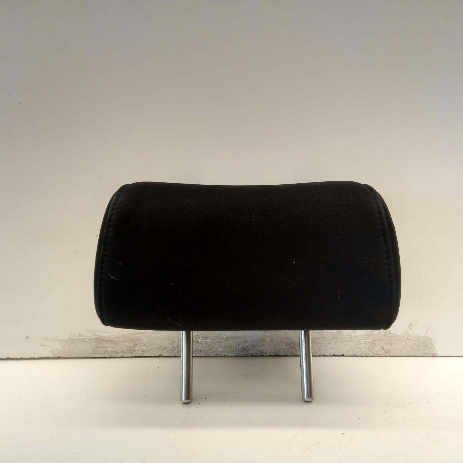 View Auto part Headrest Mazda Cx7 2009