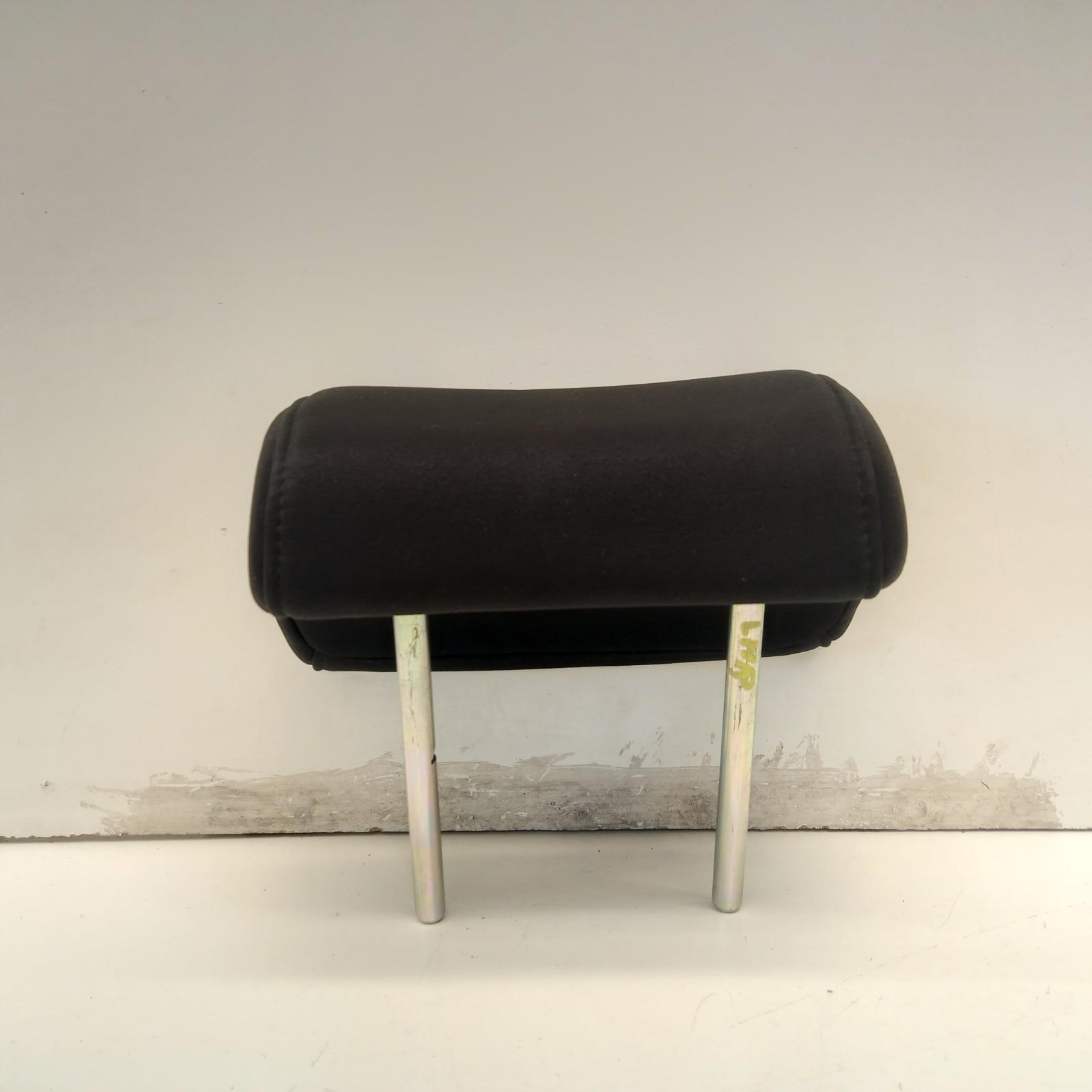 View Auto part Headrest Mazda Cx7 2009