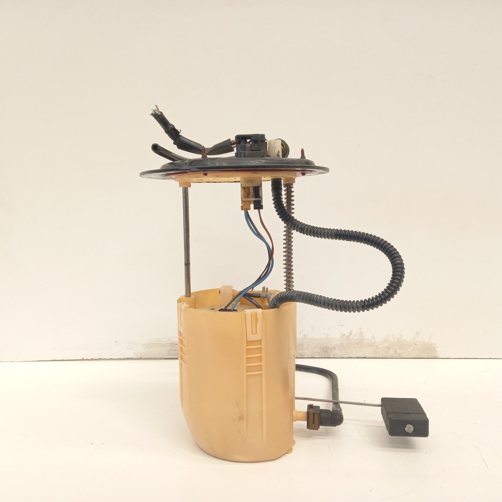View Auto part Fuel Pump Mazda Cx7 2009
