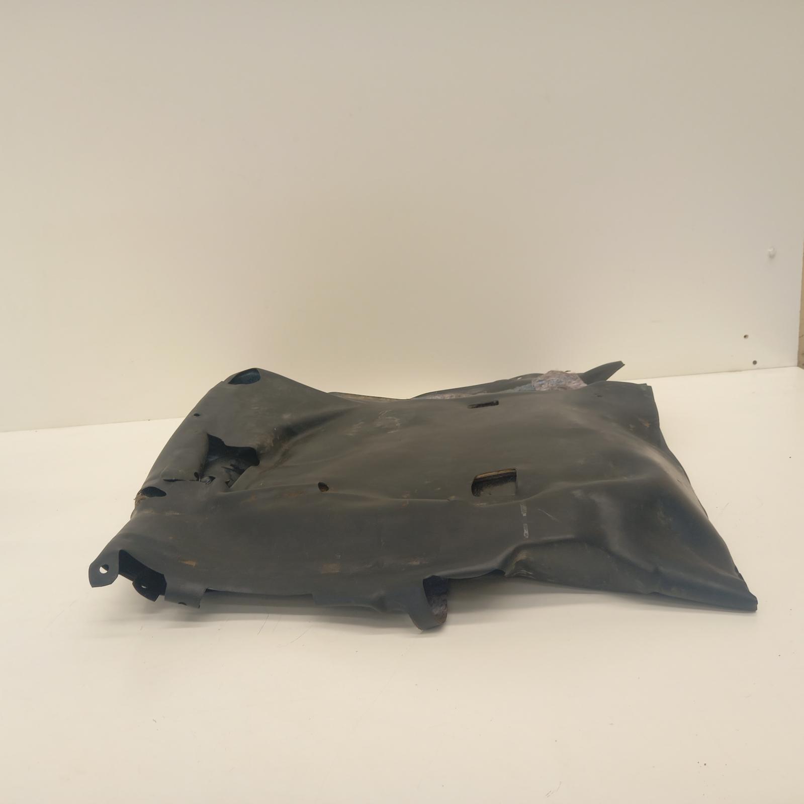 View Auto part Carpet Toyota Hilux 2016