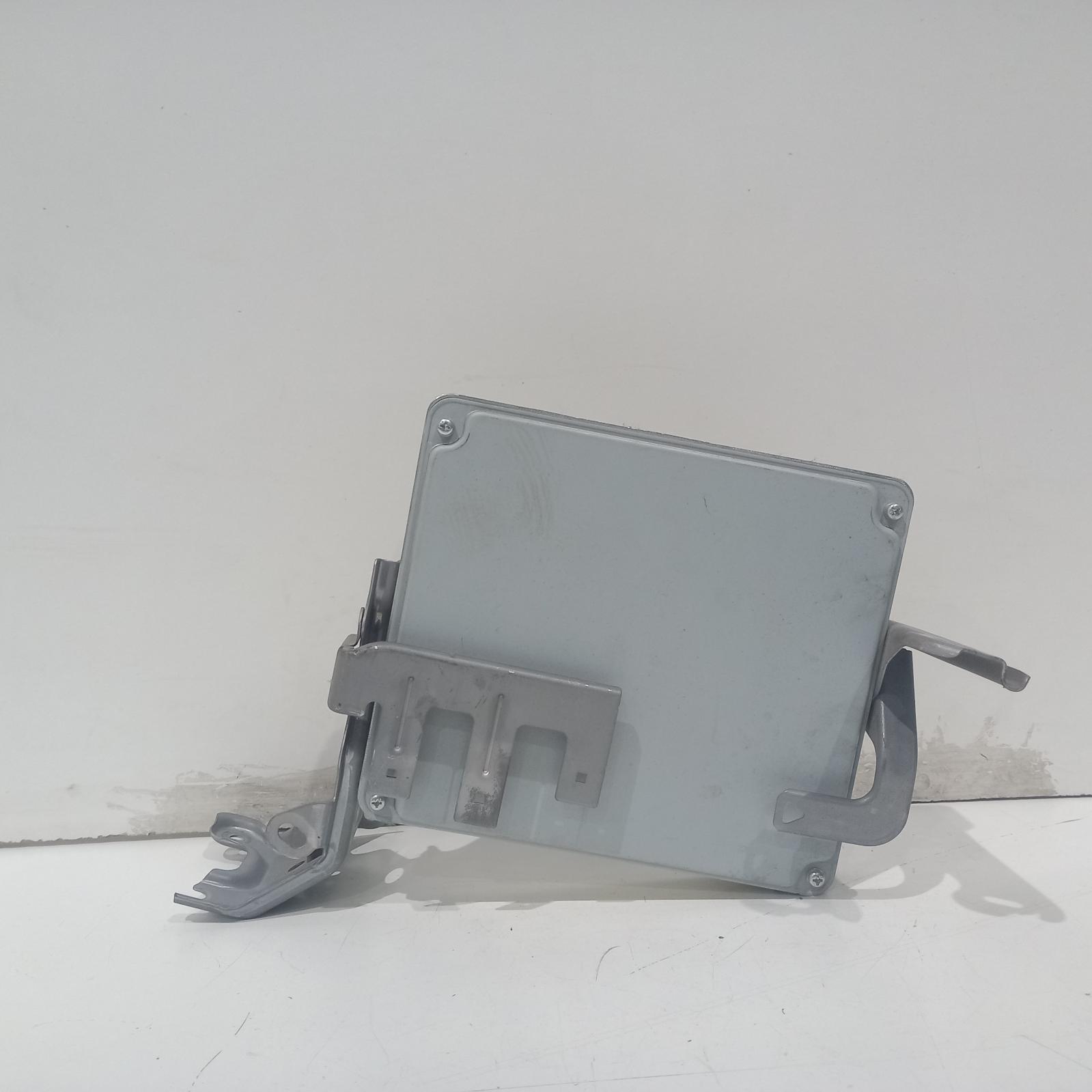 View Auto part Ecu Toyota Hilux 2010