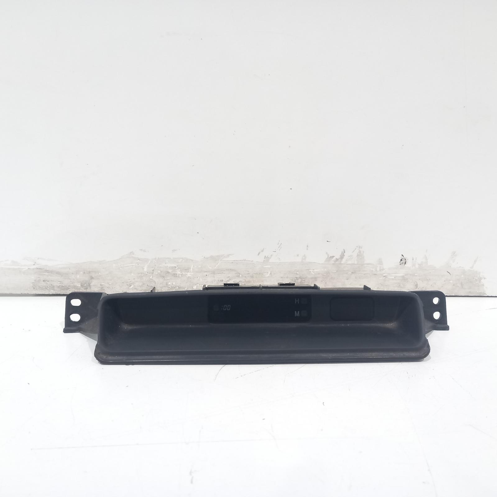 View Auto part Clock Toyota Hilux 2010