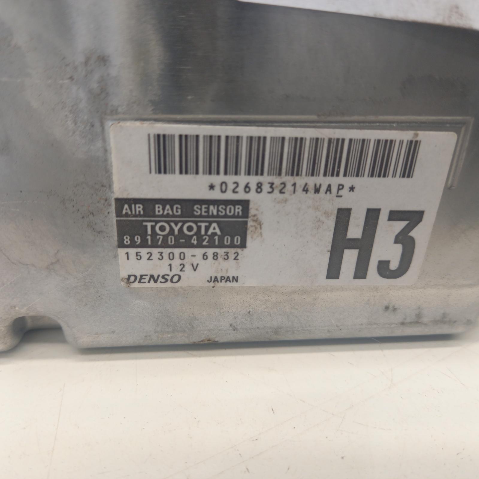 View Auto part Airbag Module/Sensor Toyota Rav4 2005