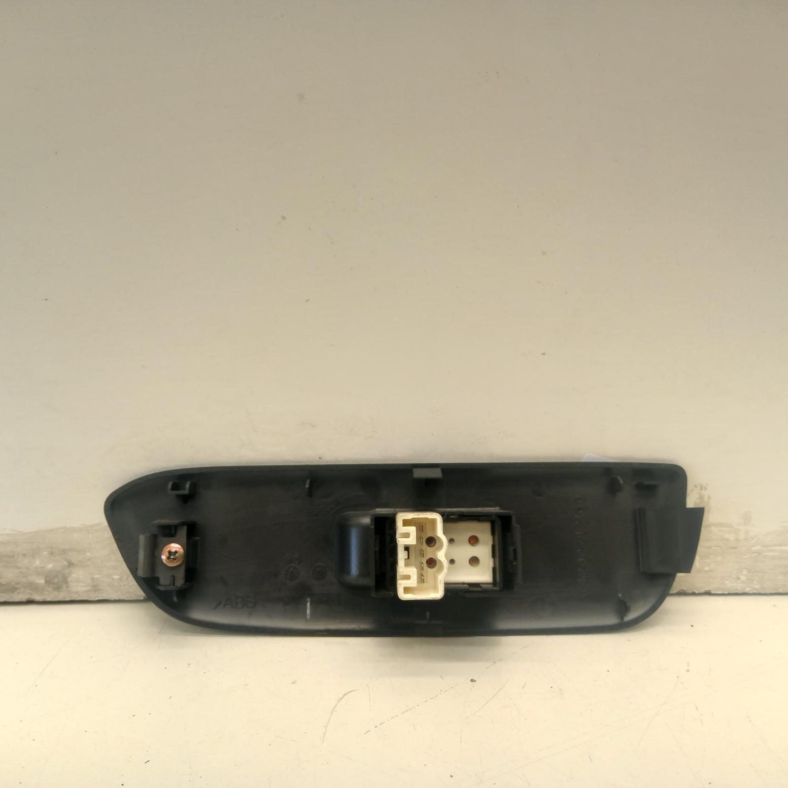View Auto part Pwr Dr Wind Switch Toyota Rav4 2005