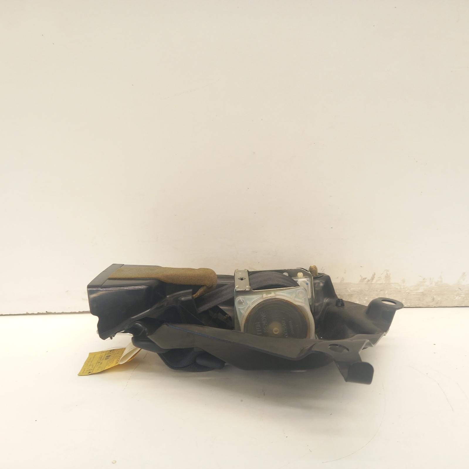 View Auto part Seatbelt/Stalk Toyota Rav4 2005