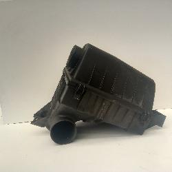View Auto part Air Cleaner/Box Mercedes Sprinter 2005