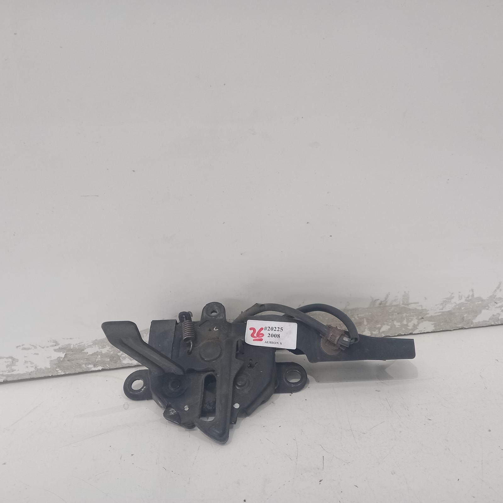 View Auto part Bonnet Lock/Support Toyota Aurion 2008