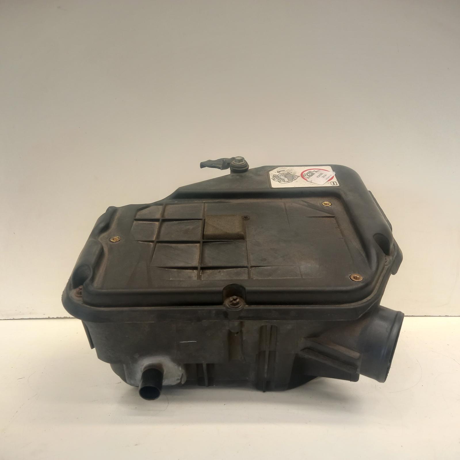 View Auto part Air Cleaner/Box Jeep Patriot 2016