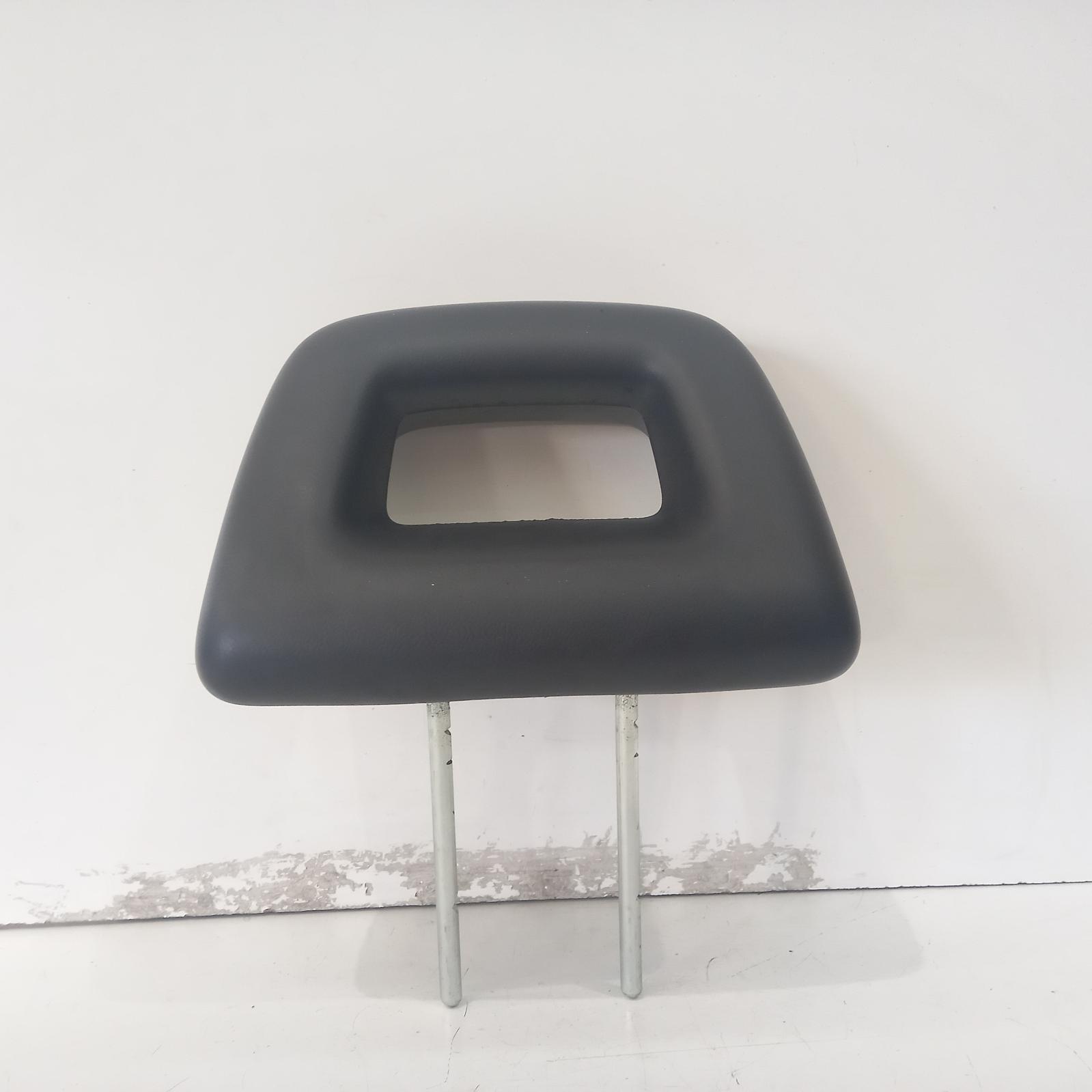 2016 Jeep Patriot Headrest View Auto part Headrest Jeep Patriot 2016