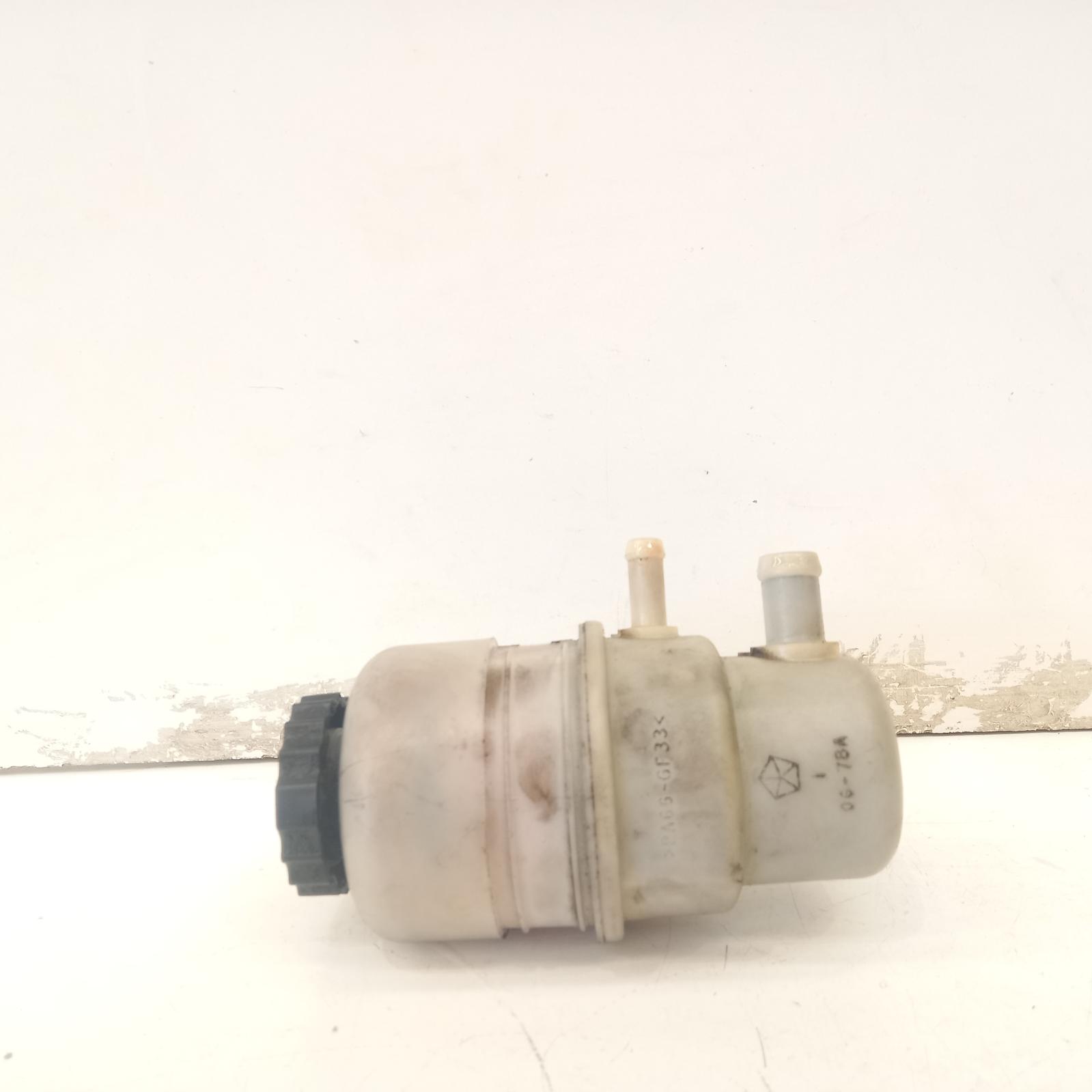 View Auto part P/S Reservoir Jeep Patriot 2016