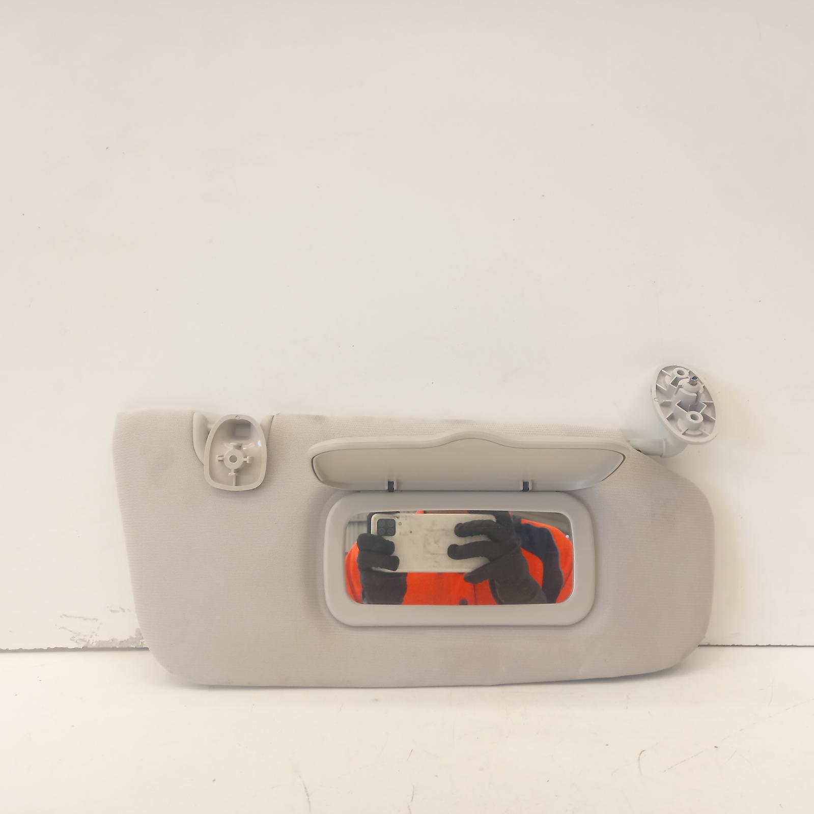 View Auto part Sunvisor Jeep Patriot 2016
