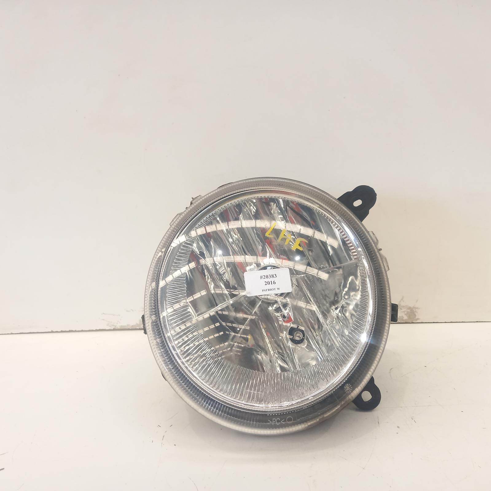 2016 Jeep Patriot Left Indicator/Fog/Side View Auto part Left Indicator/Fog/Side Jeep Patriot 2016