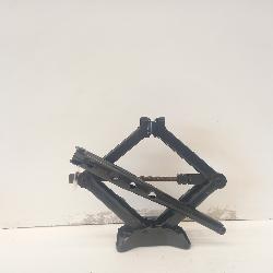 View Auto part Jack Jeep Patriot 2016