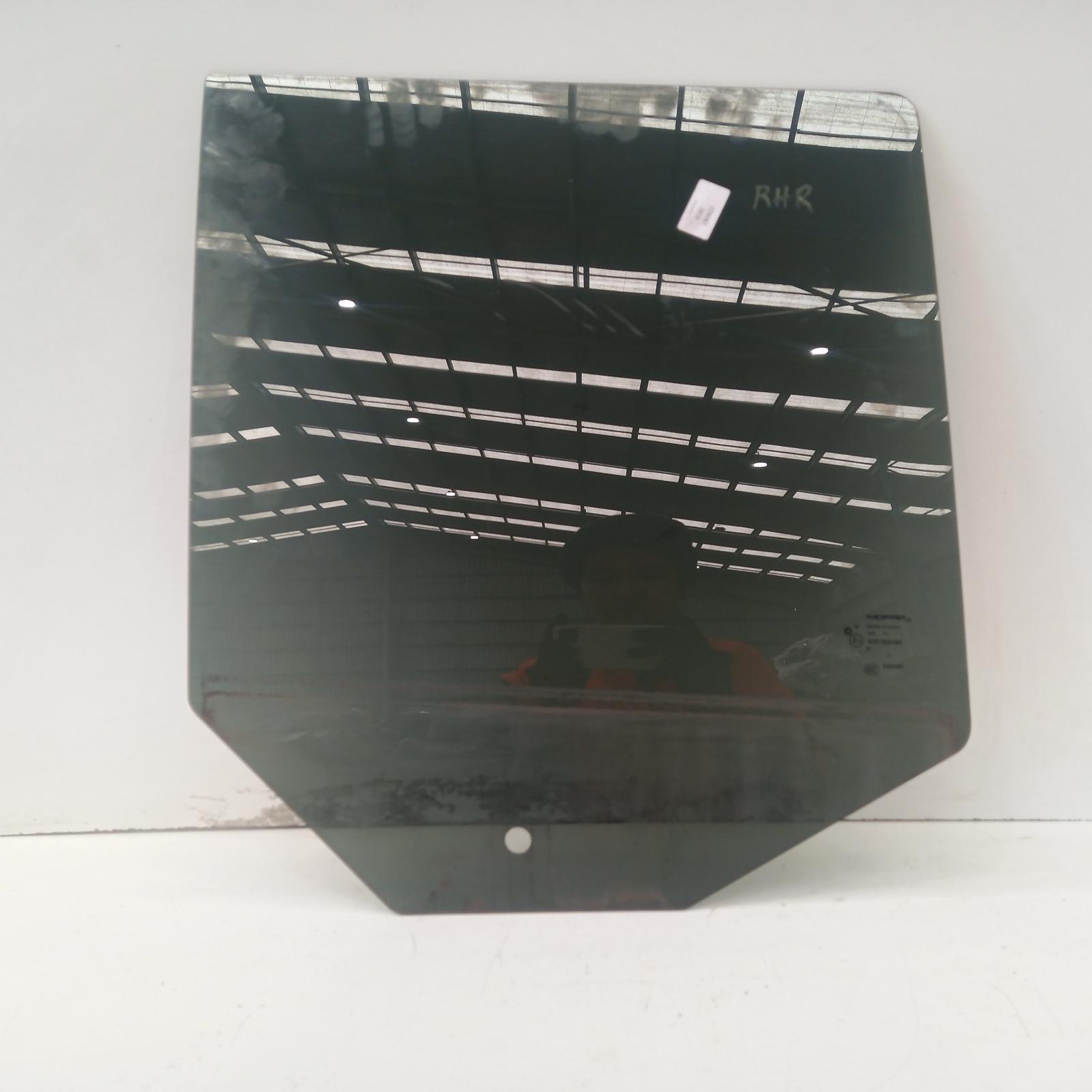 View Auto part Right Rear Door Window Jeep Patriot 2016