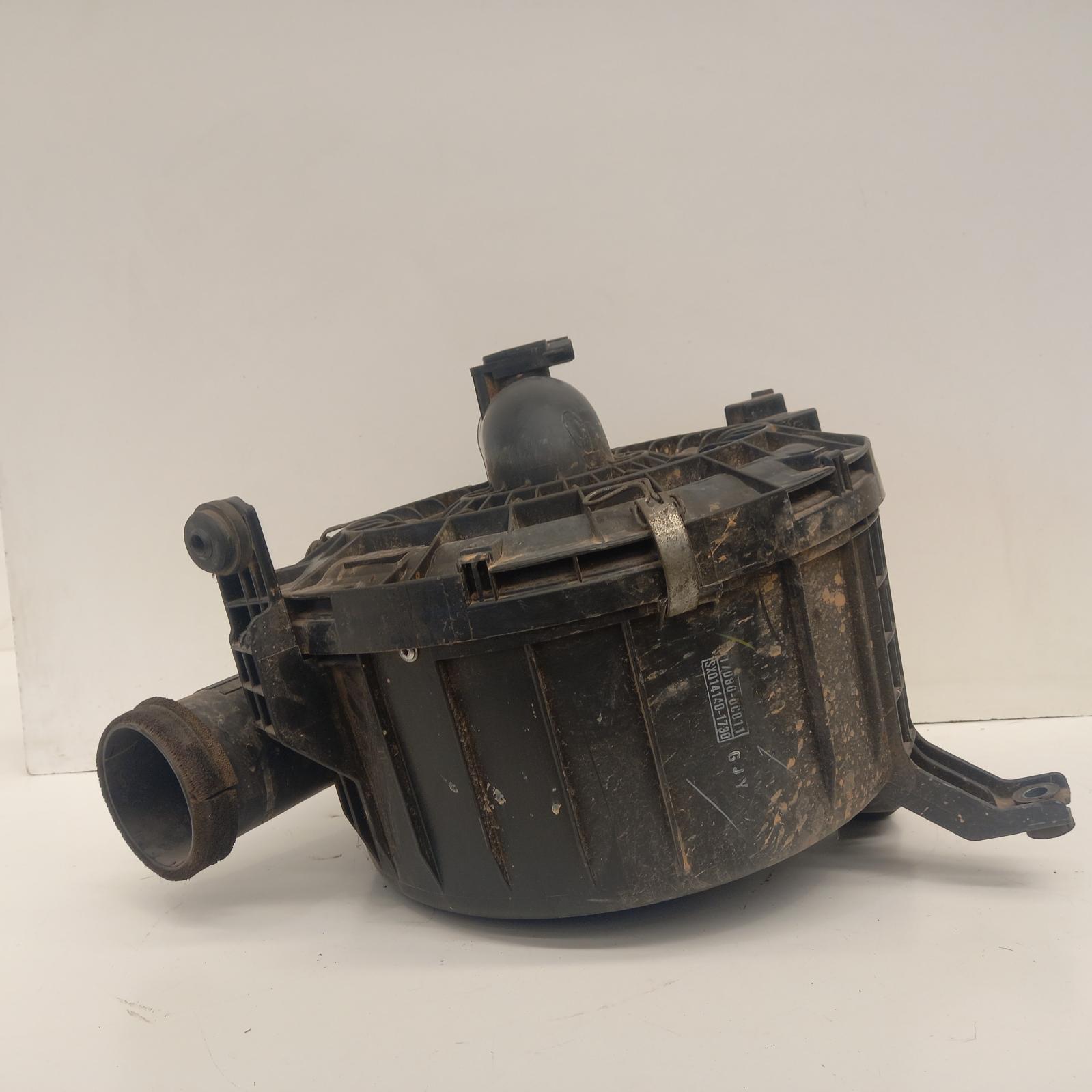 View Auto part Air Cleaner/Box Toyota Hilux 2010