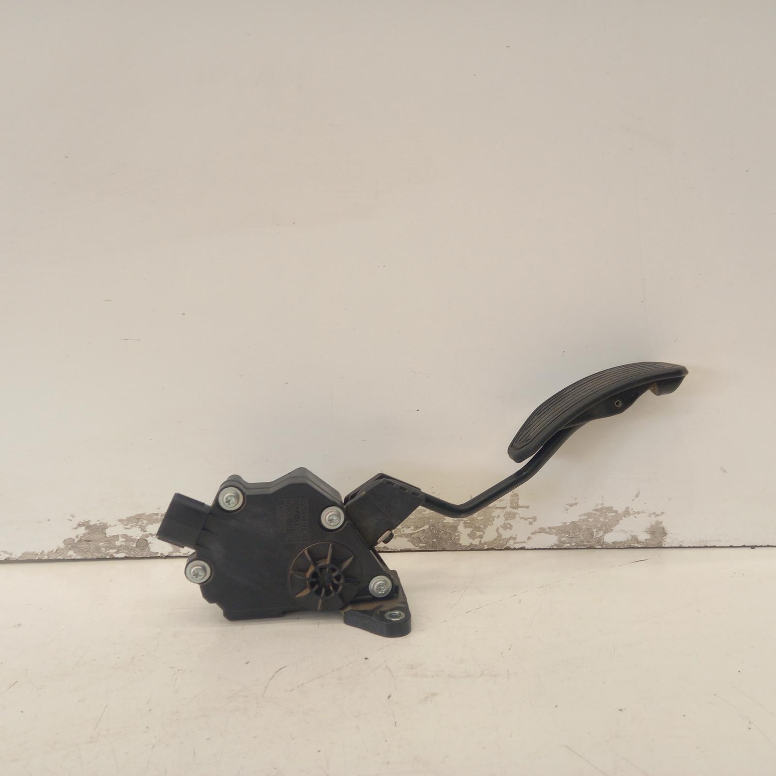View Auto part Pedal Assembly Toyota Camry 2008