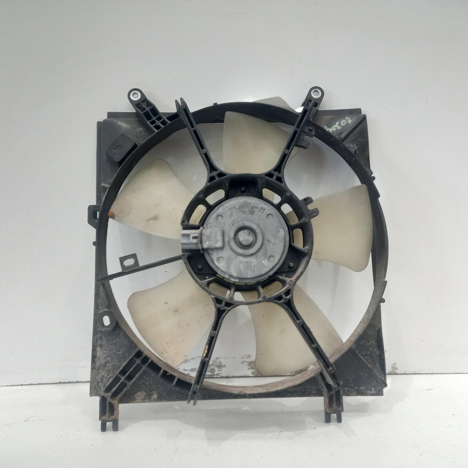 View Auto part Fan Toyota Rav4 2005