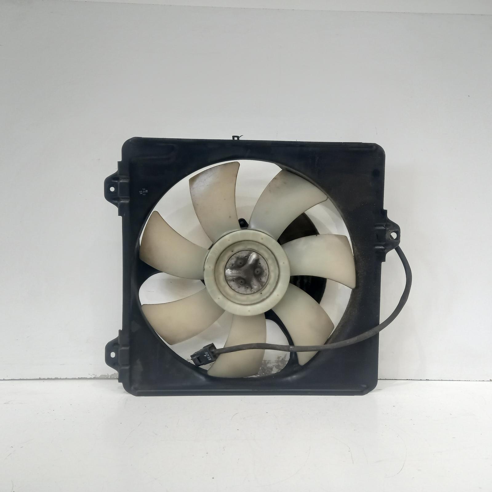 View Auto part Fan Toyota Rav4 2005