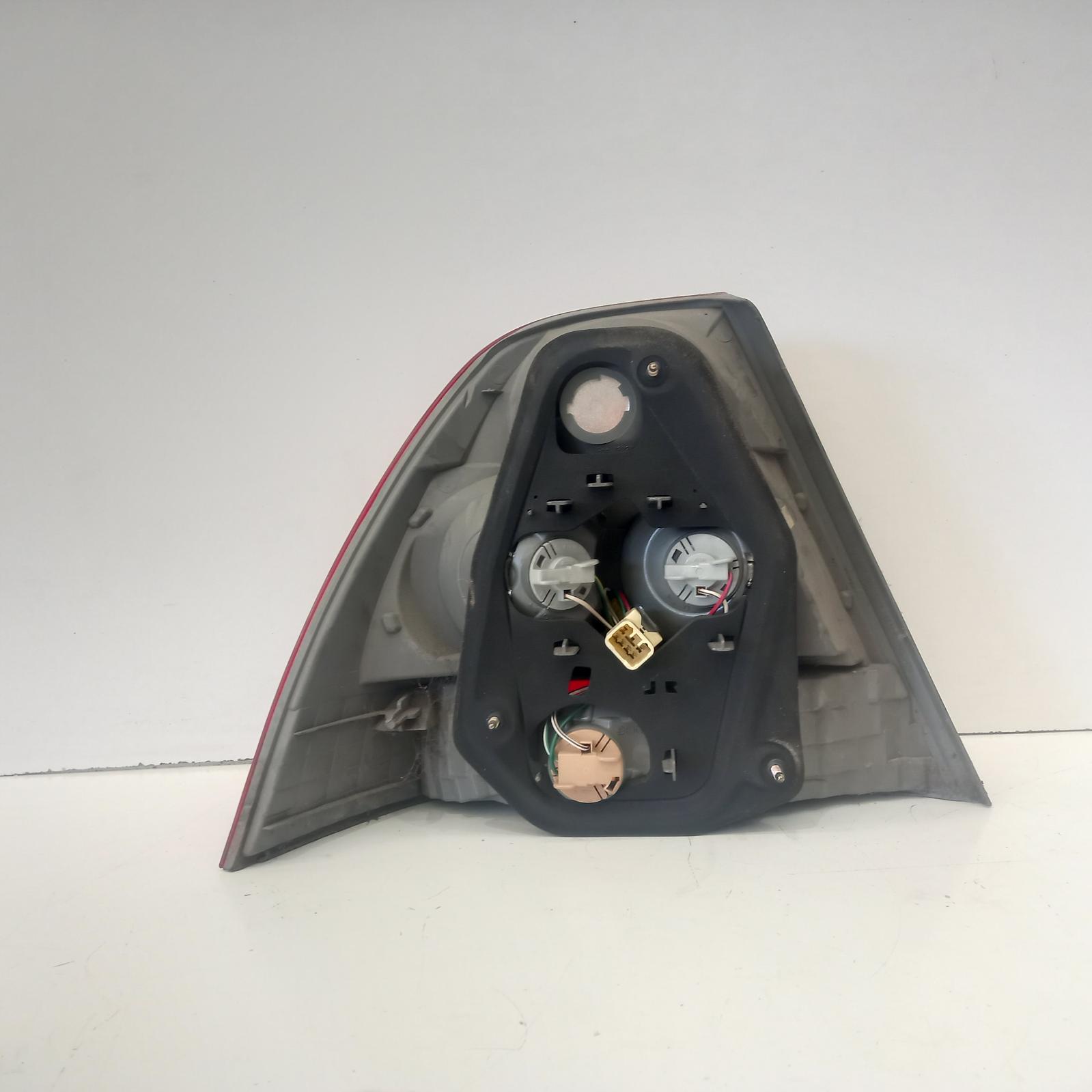 View Auto part Right Taillight Toyota Corolla 2006
