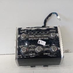 View Auto part Radio/Cd/Dvd/Sat/Tv Nissan Pathfinder 2016