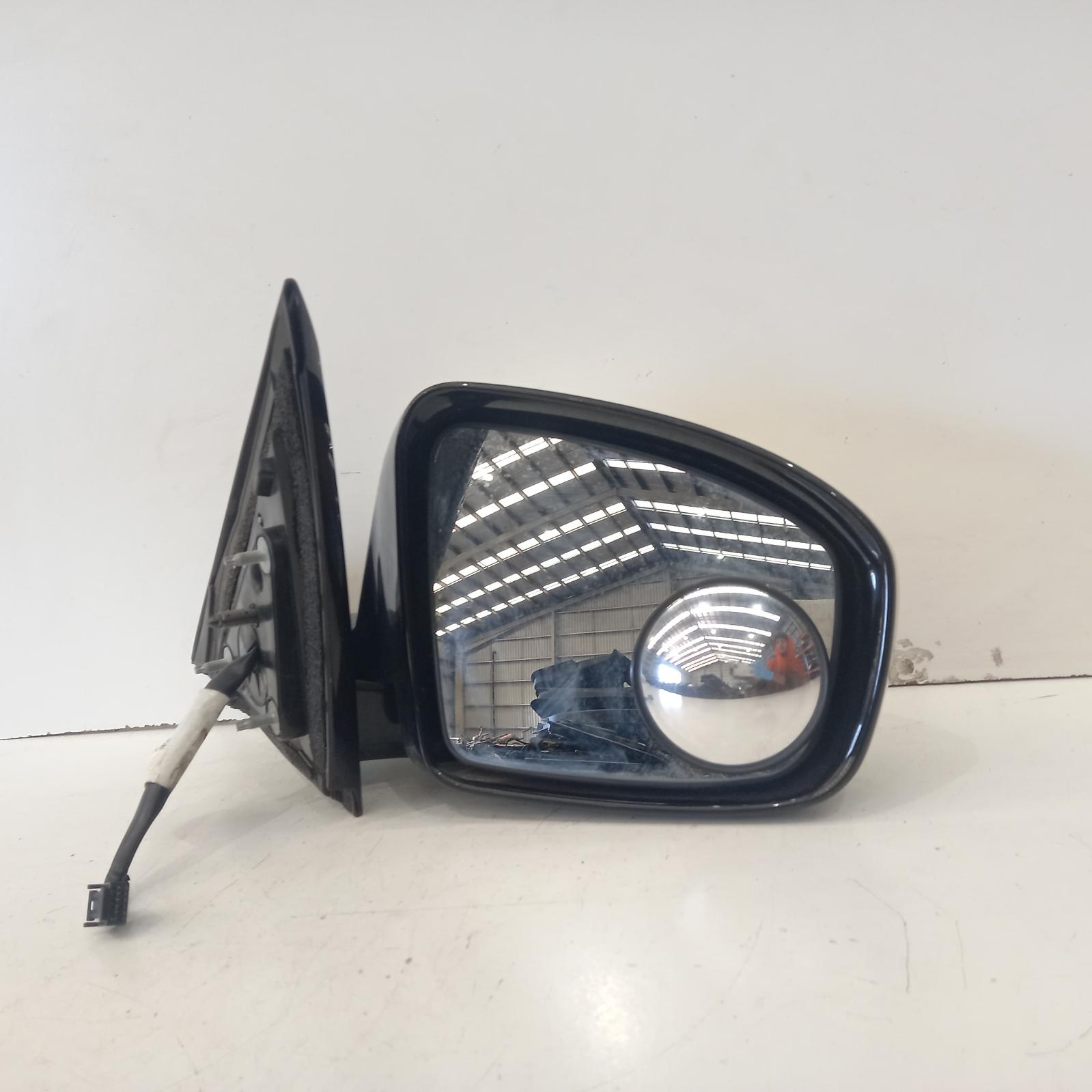 2016 Nissan Pathfinder Right Door Mirror View Auto part Right Door Mirror Nissan Pathfinder 2016