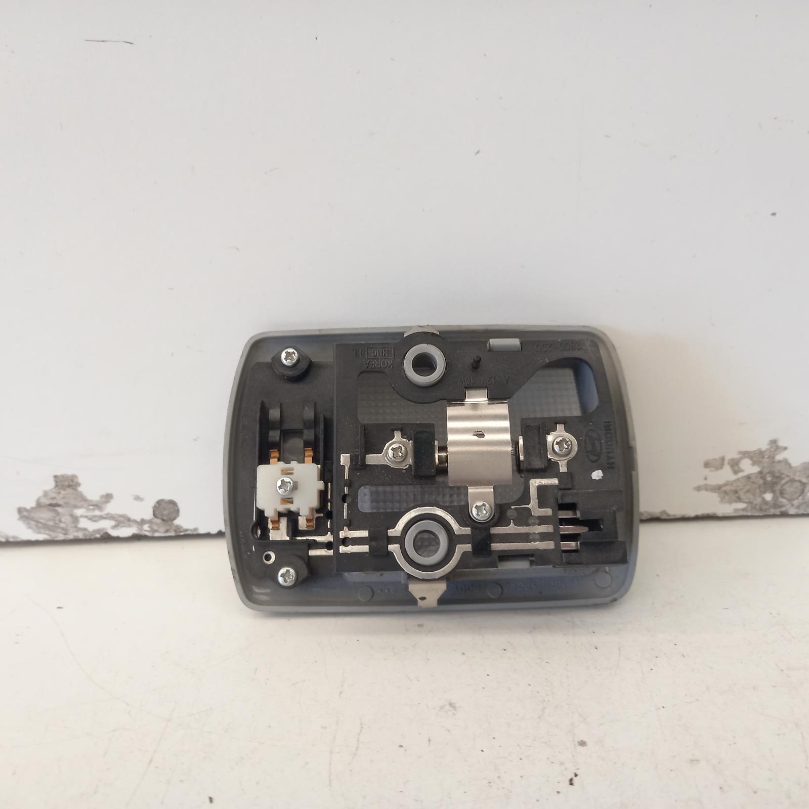 View Auto part Courtesy Light Kia K2900 2009