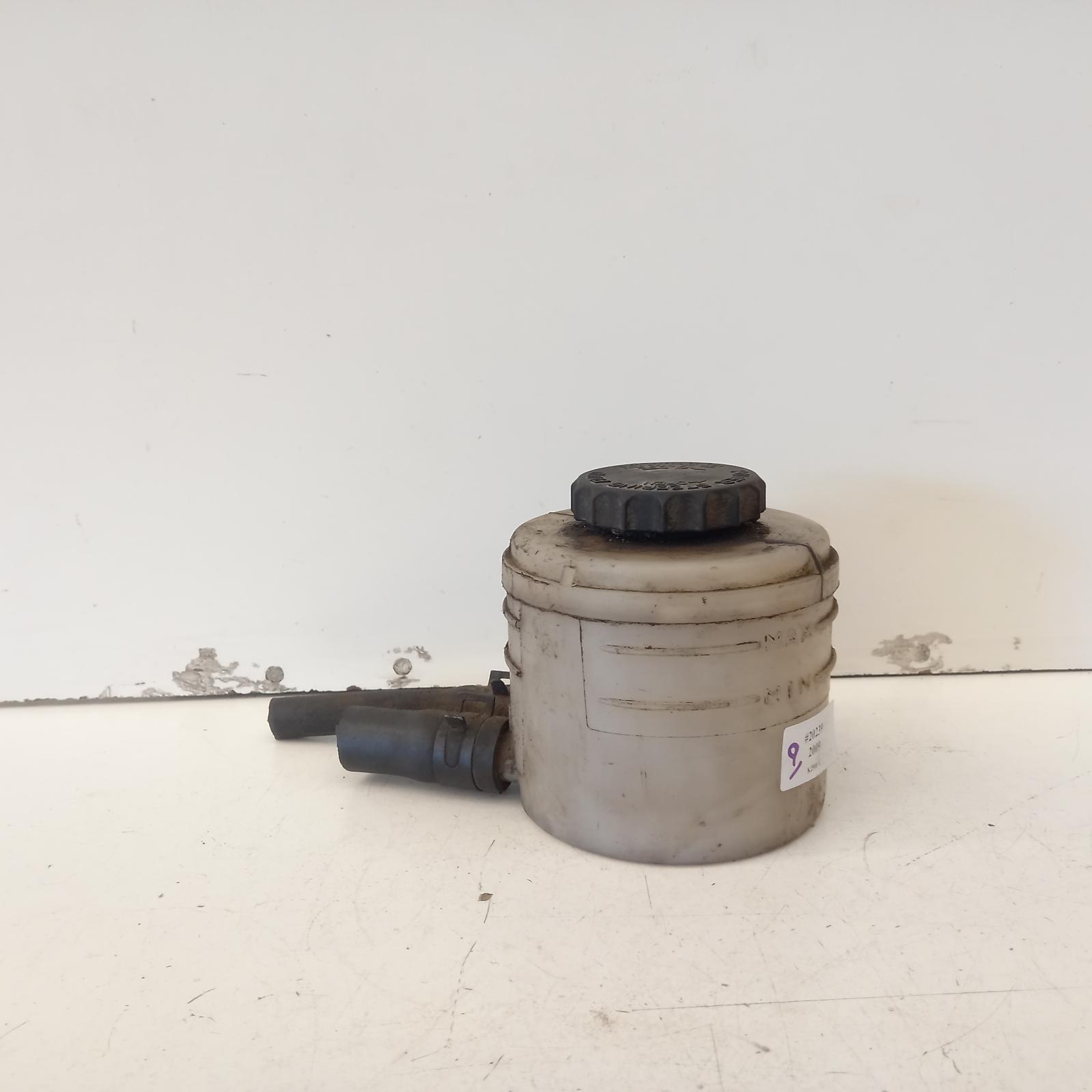 View Auto part P/S Reservoir Kia K2900 2009