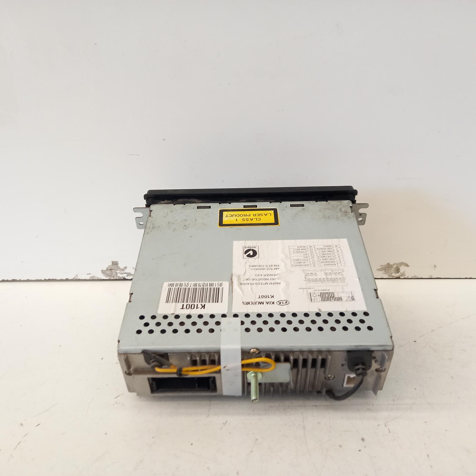 View Auto part Radio/Cd/Dvd/Sat/Tv Kia K2900 2009