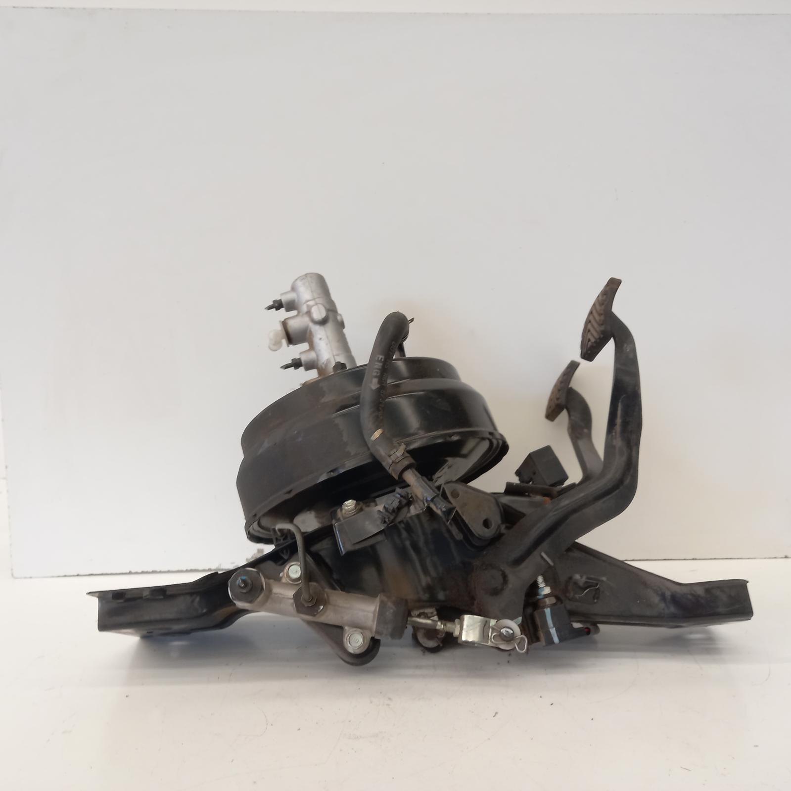 View Auto part Brake Booster Kia K2900 2009