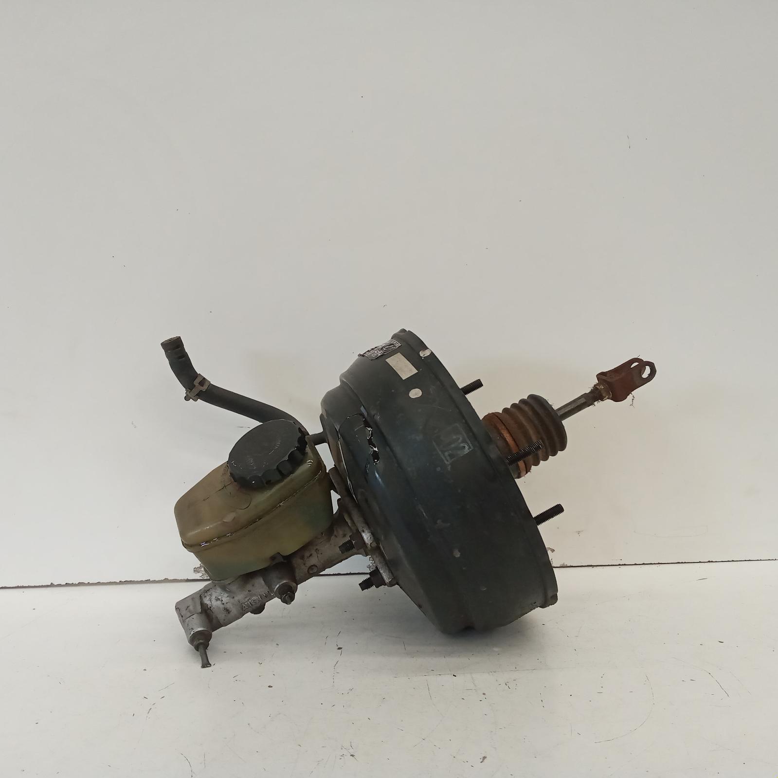 View Auto part Brake Booster Toyota Landcruiser 1994