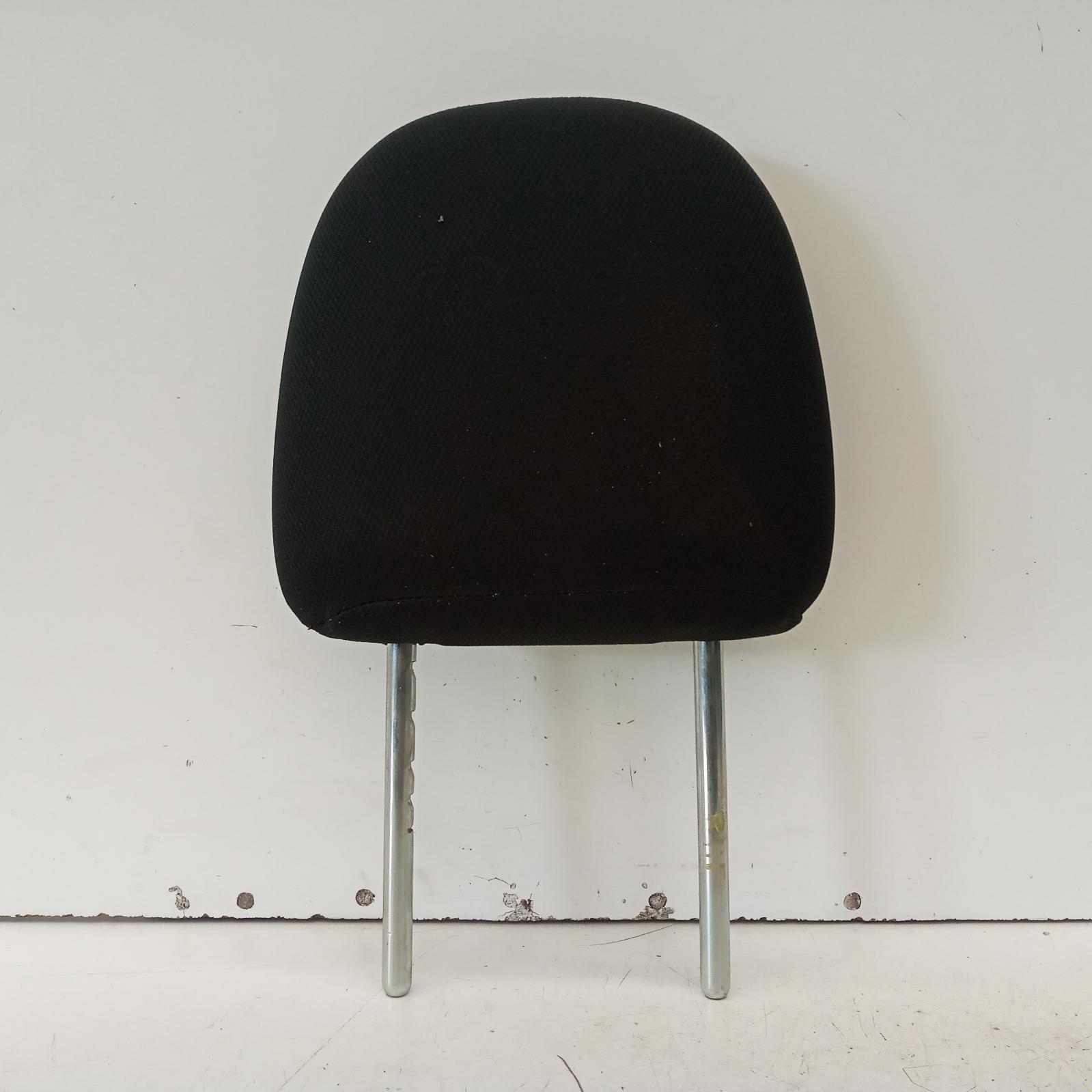 2022 Mitsubishi Triton Headrest View Auto part Headrest Mitsubishi Triton 2022